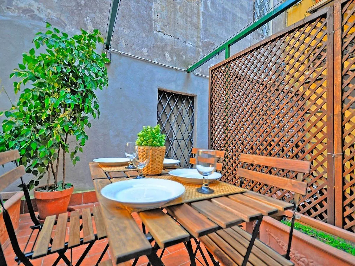 Terrace Governo Vecchio ローマ アパート
