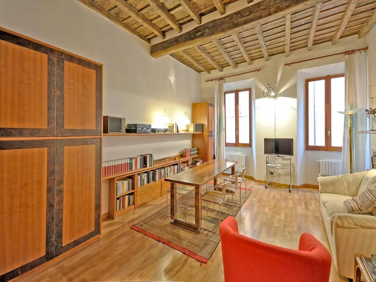 Terrace Governo Vecchio ローマ イタリア